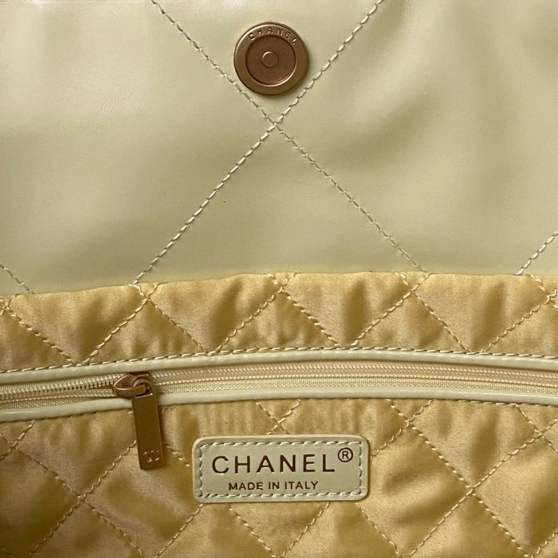 Ch**el hobo 22 bags